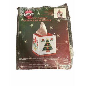Country Christmas Tissue Box Cover Needwork Kit Plastic Canvas 2002 Janlynn Rips